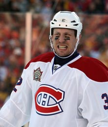 НХЛ. Монреаль подписывает форварда и устраивает бывшего игрока Канадиенс объявили о подписании четырехлетнего контракта с форвардом Тревисом Муном.