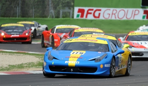 Четвертый этап Ferrari Challenge — украинец попал в пятерку Четвертый этап престижной гонки Ferrari Challenge, который состоялся на венгерской трассе Ху...