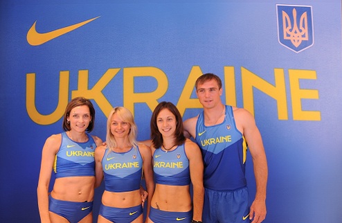 Украинские легкоатлеты получили новую форму Компания Nike провела презентацию новой экипировки сборной Украины по легкой атлетике, в которой наши спортс...