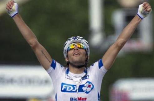 Тур де Франс. Пино пишет историю  Молодой француз Тибо Пино (FDJ) одержал победу на восьмом этапе Тур де Франс. В генеральной классификации произошли оп...