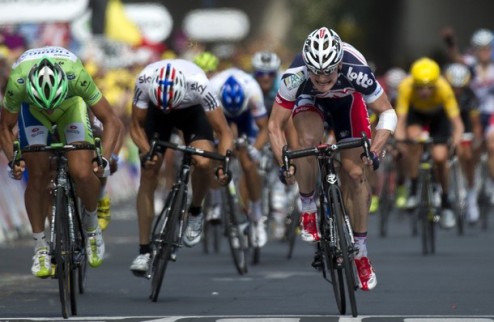 Тур де Франс. Хет-трик Грайпеля Немецкий спринтер Андре Грайпель (Lotto-Belisol) выигрывает свой третий этап на престижной веломногодневке, а Брэдли Виг...