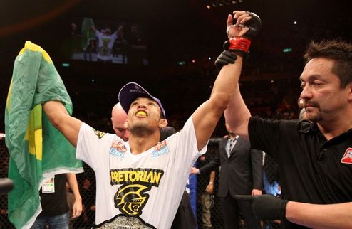 Альдо: защита титула пройдет на UFC 153 в Бразилии  Перенесенный поединок Хосе Альдо и Эрика Коха состоится на UFC 153. 