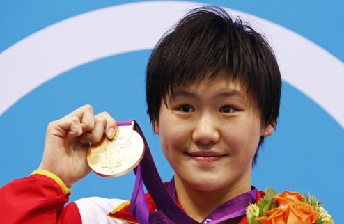 Плавание. Китайскую чемпионку обвиняют в употреблении допинга Известный американский тренер считает, что результаты Шивень Йе просто не поддаются другом...