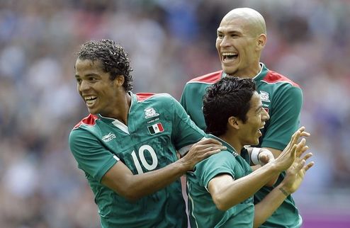Мексика – в полуфинале Олимпиады Невероятно драматичный матч провели сборные Сенегала и Мексики. 