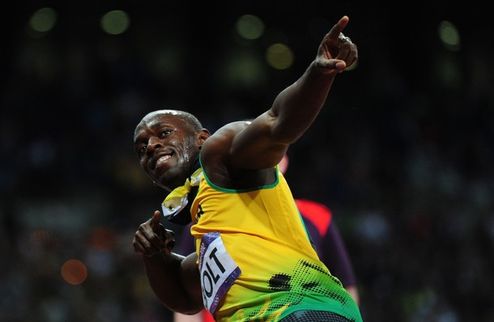Болт — олимпийский чемпион Легендарный ямаец выиграл стометровку с Олимпийским рекордом.