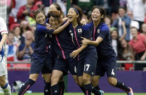 Женский футбол. Япония — первый финалист Сборная Страны Восходящего Солнца оказалась сильнее француженок.