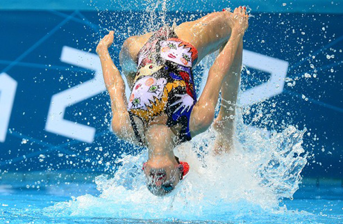 Синхронное плавание. Россиянки выиграли техническую программу В командных соревнованиях (техническая программа) пальма первенства была снова у россиянок...