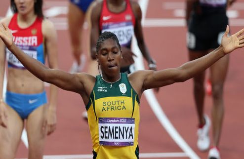 Легкая атлетика. Семеня: "Выйти в финал было непросто" Спортсменка из ЮАР Кастер Семеня прокомментировала свой выход в финал на дистанции 800 метров.