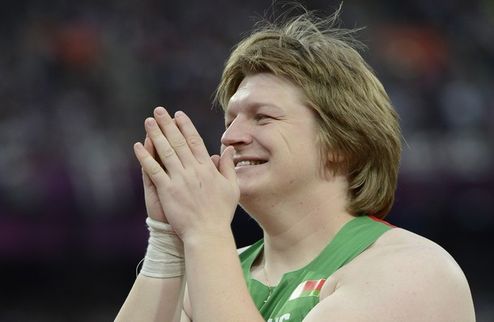 Легкая атлетика. Белоруска Остапчук лишена золота в толкании ядра Спортсменку уличили в употреблении допинга.