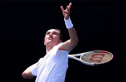 Долгополов бьет Налбандяна в Уинстон-Салеме Украинский теннисист уверенно прошел в четвертьфинал турнира.