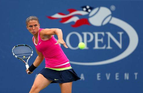 US Open. Эррани выбивает Винчи в четвертьфинале Новоиспеченные лидеры мирового парного рейтинга разыграли между собой путевку в полуфинал одиночных соре...