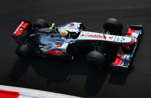 Формула-1. Гран-при Италии. Хэмилтон — быстрейший во второй практике Льюис Хэмилтон оказался быстрейшим пилотом в пятницу.