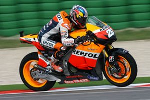 MotoGP. Педроса: "Важно было попасть на первый ряд стартового поля"  Дани Педроса прокомментировал свою поул-позицию в Мизано.