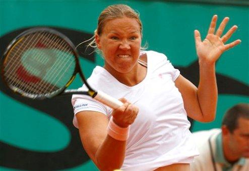 Сеул (WTA). Возняцки побеждает Стартовал турнир в Южной Корее.