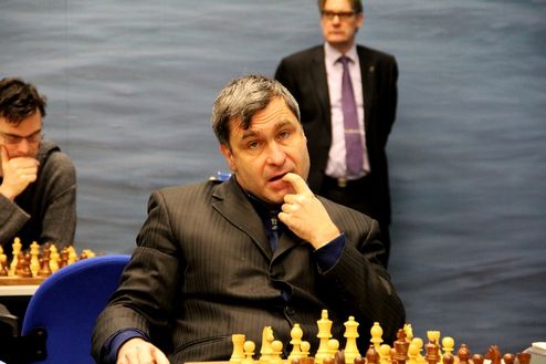 Шахматы. Гран-при ФИДЕ. Иванчук уступил Леко Украинский гроссмейстер проиграл во втором туре на турнире в Лондоне.