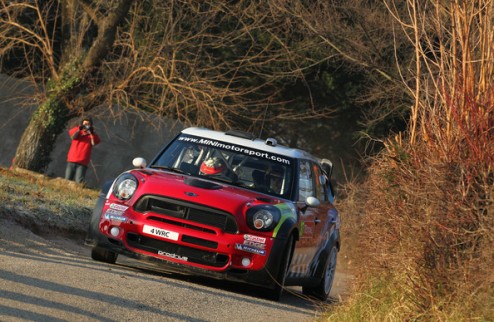 WRC. Мини не будет заявлять заводскую команду на следующий сезон Автопроизводитель решил свернуть свою программу в WRC.
