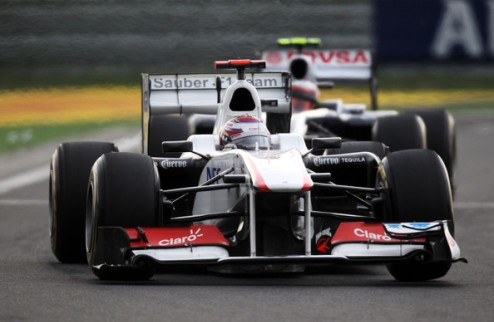 Формула-1. Кобаяси признал свою ошибку Пилот Заубера выбил сразу двух гонщиков на Гран-при Кореи - Дженсона Баттона и Нико Росберга.