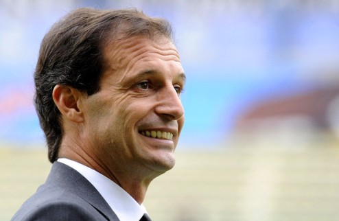Галлиани: "Не будем увольнять Аллегри после матча с Лацио" Вице-президент Милана продолжает верить в Массимилиано Аллегри.