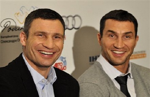 Братья Кличко подпишут новый контракт с RTL Украинские супертяжи близки к подписанию 15-миллионного контракта с телеканалом RTL.