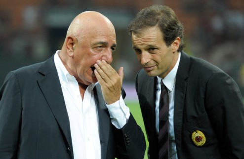 Галлиани: "Злюсь, когда вижу пять опорников в старте Милана" Вице-президент Милана раскритиковал главного тренера команды.