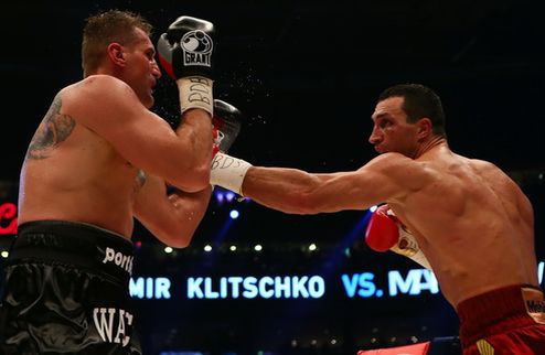 Бой Кличко — Вах стал самым рейтинговым спортивным событием осени Канал Интер рапортует о рекордных рейтингах боя Владимир Кличко - Мариуш Вах.