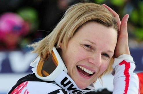 Горные лыжи. Шильд не сможет защитить титул чемпионки мира Австрийка повредила связки колена.