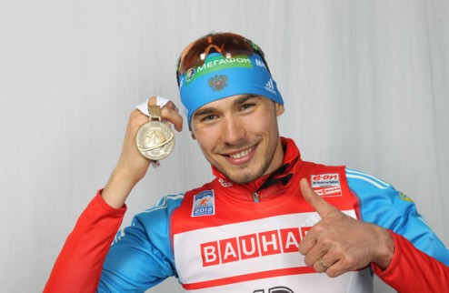 Биатлон. Юрлова и Шипулин выиграли Рождественскую гонку Российские биатлонисты одержали победу в традиционной гонке в Гельзенкирхене. 