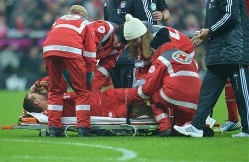 Бадштубер: "Мне нужно много терпения"  Защитник Баварии, который порвал крестообразные связки колена, понимает, что ему еще долго предстоит обходиться б...