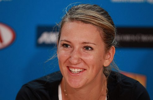 Азаренко: "Хотела бы вновь ощутить победные чувства на Australian Open" Виктория Азаренко нацелена на повторение достижения 2012-го года на Открытом чем...