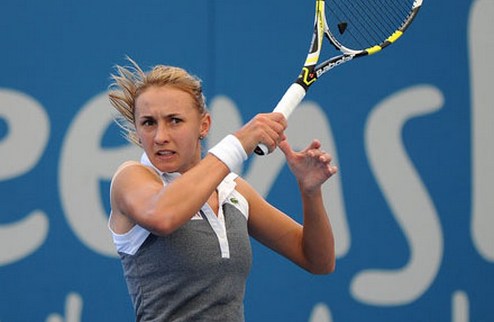 Australian Open. Цуренко прошла Павлюченкову Украинская теннисистка одержала победу в первом круге турнира Большого шлема.
