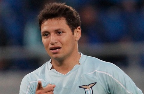 Сарате принял предложение Динамо Аргентинский форвард близок к переходу в киевский клуб. 