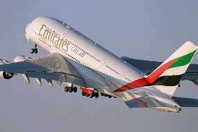 Компания Fly Emirates вернулась в Формулу-1 Арабы вновь готовы вкладывать деньги в Королевские гонки.
