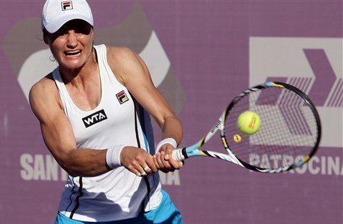 Никулеску: "Это фантастика!" Румынская теннисистка впервые в карьере выиграла титул серии WTA.