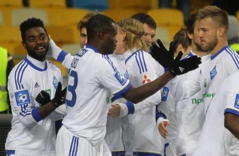 Минимальная победа Динамо над Ворсклой Единственный гол в матче провел Домагой Вида. 