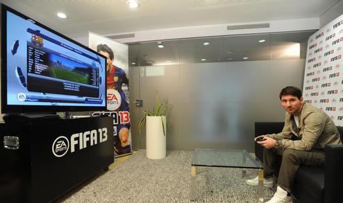 Месси доступен для всех геймеров в FIFA 13 Лионель рассказал о том, что он любит поиграть в футбол на приставке.
