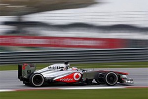 Формула-1. Баттон: "В гоночном режиме наша машина стала лучше" Дженсон остался доволен итогами квалификации, по результатам которой он занял восьмое мес...
