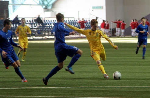 Юношеская сборная Украины разгромила эстонцев Юношеская сборная Украины U-17 начала борьбу за путевку на чемпионат Европы 2013 года разгромной победой н...