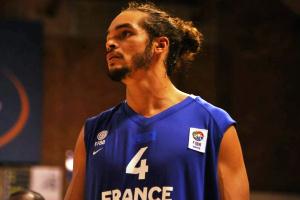 Ноа обещает сыграть на Евробаскете Центровой Чикаго Буллс подтвердил свое намерение помочь национальной команде Франции на словенском турнире. 
