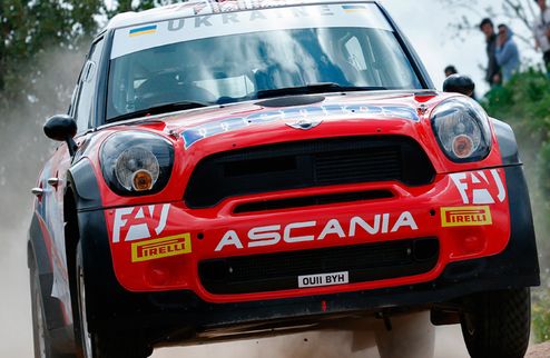 Mentos Ascania Racing — в Топ-10 зачета WRC-2 на Vodafone Rally de Portugal  Финишировал первый полноценный боевой день четвертого этапа Чемпионата мира...