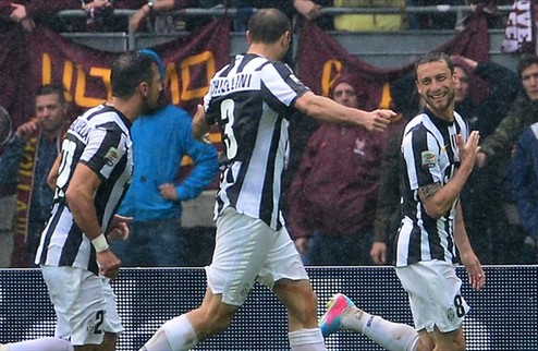 Успехи Ювентуса, Фиорентины и Ромы, поражение Интера В Серии А продолжаются матчи 34-го тура.