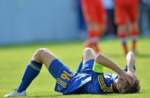 Сборная Украины U-17 пролетела мимо чемпионата мира Команда Александра Головко уступила и в третьем матче на Евро-2013. 