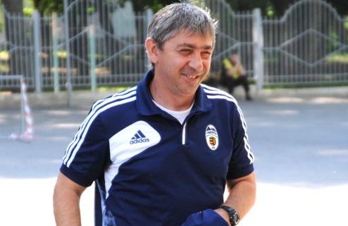 Севидов подал в отставку На послематчевой пресс-конференции главный тренер Говерлы Александр Севидов объявил о своей отставке.