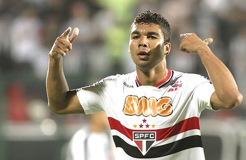 Реал оформил трансфер Каземиро Мадридский клуб принял решение полностью выкупить контракт талантливого бразильского полузащитника у Сан-Паулу.