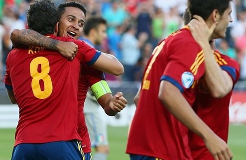 Испания в очередной раз лучшая в Европе Молодежная селексьон выиграла чемпионат Старого Света среди игроков в возрасте до 21 года.
