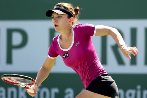 Халеп: "Очень нервничала" Румынская теннисистка прокомментировала свой триумф в четвертьфинале турнира в Хертогенбоше.