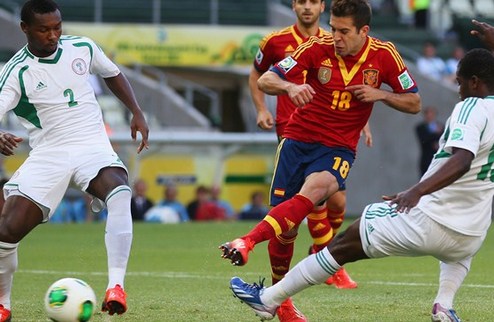 Испания и Уругвай крушат Нигерию и Таити Фурия Роха и Селесте подтвердили свой перевес над соперниками в группе B Кубка Конфедераций.