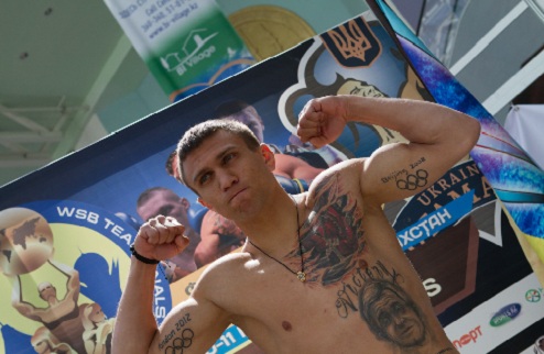 Ломаченко продолжает поиски промоутера и готов драться за чемпионский титул Украинский боксер решил перейти в профессионалы.