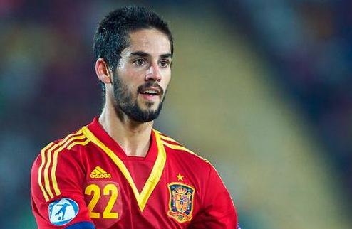Официально: Иско — игрок Реала Испанский полузащитник подписал контракт с мадридским клубом.