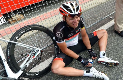 Тур де Франс. Бакелантс обманул пелотон  Бельгиец Ян Бакелантс (RadioShack-Leopard) неожиданно выиграл второй этап Тур де Франс, перехватив тем самым же...