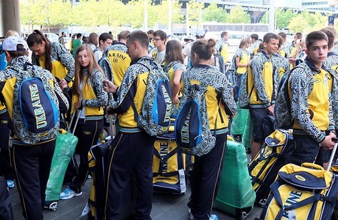 Юношеская олимпийская сборная Украины прибыла в Нидерланды Украинцы, совершив перелет по маршруту Киев-Амстердам, успешно прибыли в Утрехт, столицу XII ...